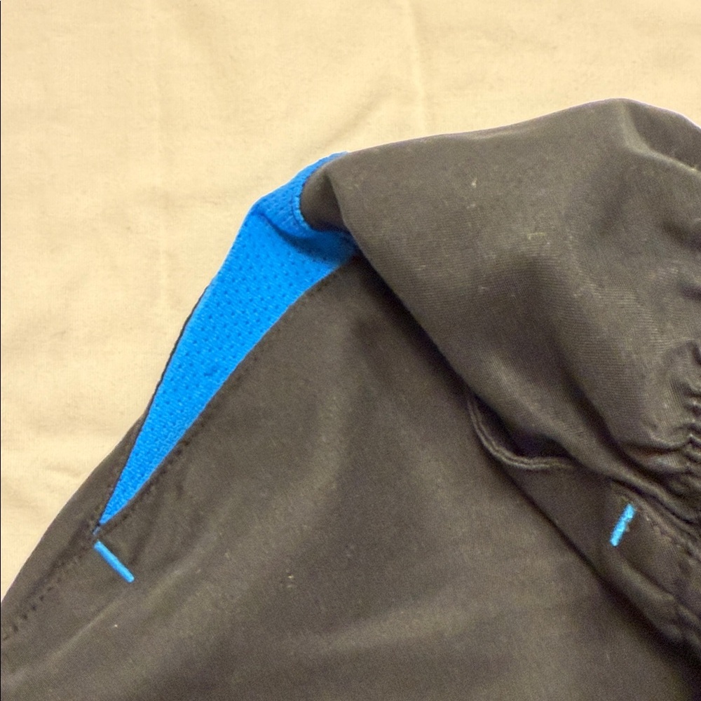 Nike Men's Black and Blue Athletic Shorts swim trunks XLT pockets, elastic waste - Picture 7 of 8